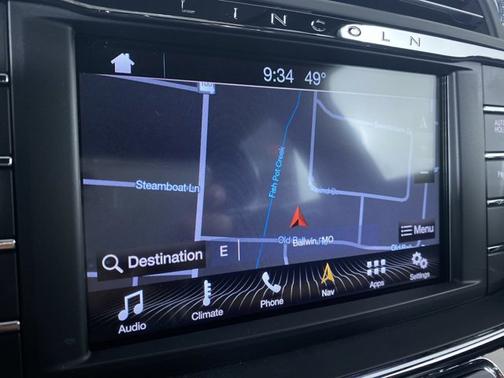 2017 Lincoln Continental Select