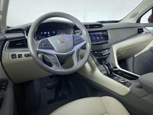 2021 Cadillac XT5 AWD Premium Luxury