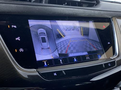 2024 Cadillac XT6 AWD Sport