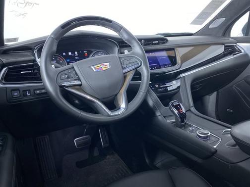 2024 Cadillac XT6 AWD Sport