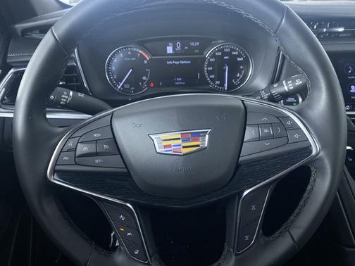 2025 Cadillac XT5 FWD Premium Luxury
