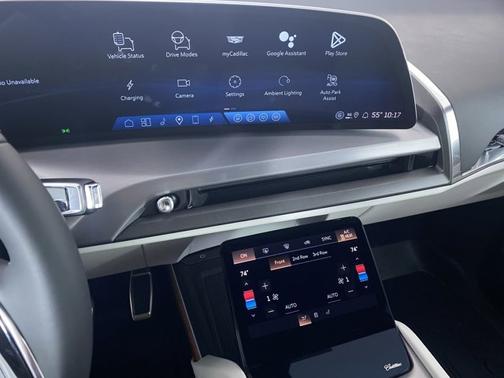 2026 Cadillac VISTIQ Luxury