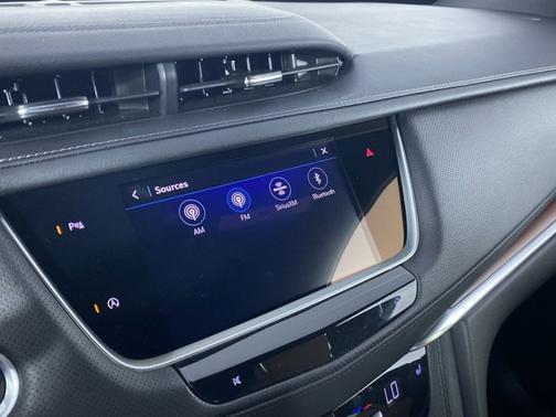 2022 Cadillac XT5 AWD Premium Luxury