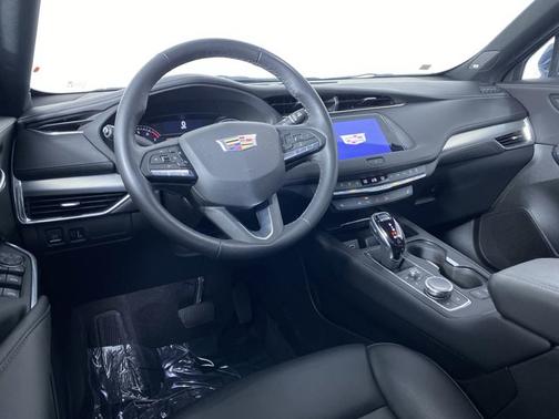 2022 Cadillac XT4 AWD Premium Luxury