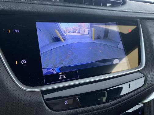 2023 Cadillac XT5 FWD Premium Luxury