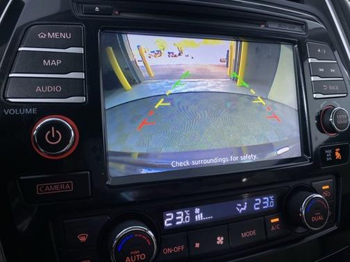 2017 Nissan Maxima SL
