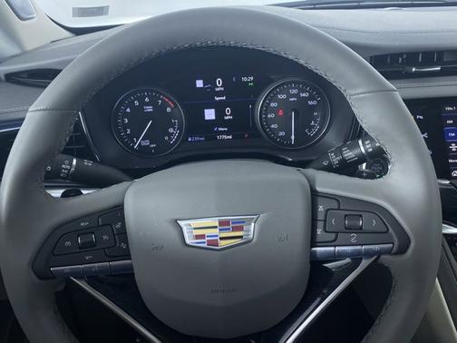 2025 Cadillac XT6 FWD Premium Luxury