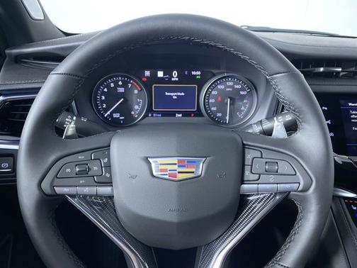 2025 Cadillac XT6 AWD Sport
