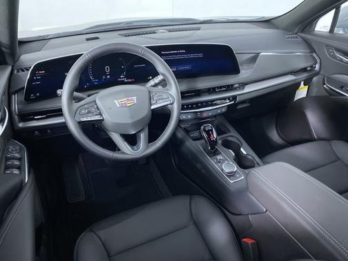2025 Cadillac XT4 AWD Premium Luxury