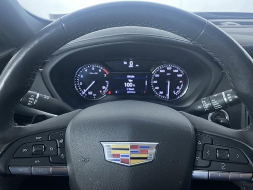 2021 Cadillac XT4 FWD Premium Luxury