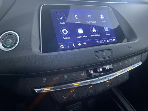 2021 Cadillac XT4 FWD Premium Luxury