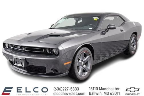 2017 Dodge Challenger SXT