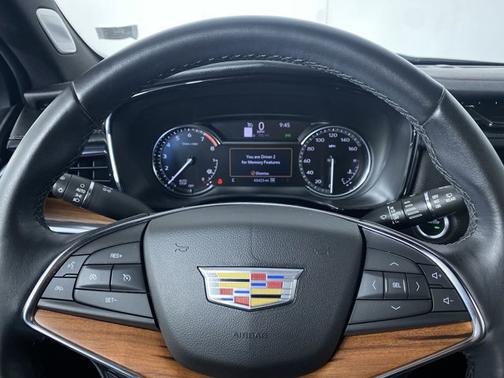 2022 Cadillac XT5 AWD Premium Luxury