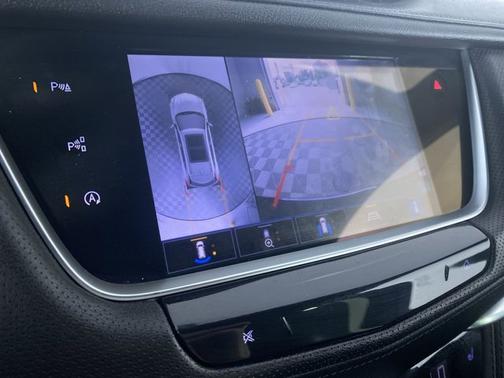 2022 Cadillac XT5 AWD Premium Luxury