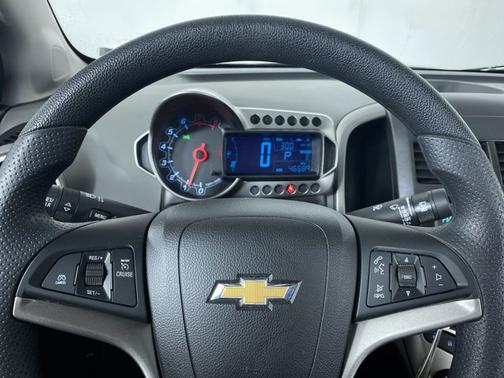 Silver Ice Metallic 2015 Chevrolet Sonic LT