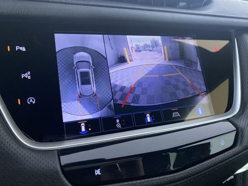 2024 Cadillac XT5 FWD Premium Luxury