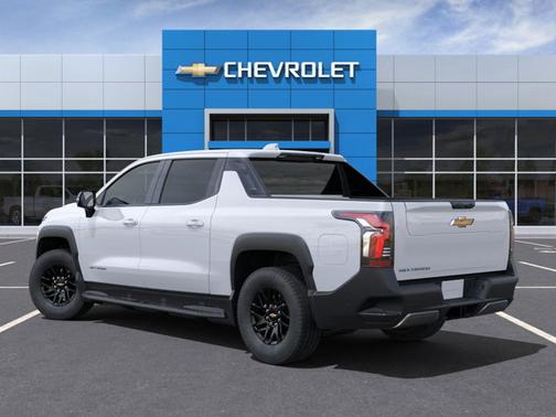 2025 Chevrolet Silverado EV LT