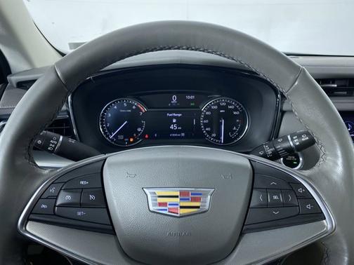 2022 Cadillac XT5 AWD Premium Luxury