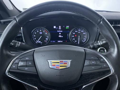 2022 Cadillac XT5 FWD Premium Luxury