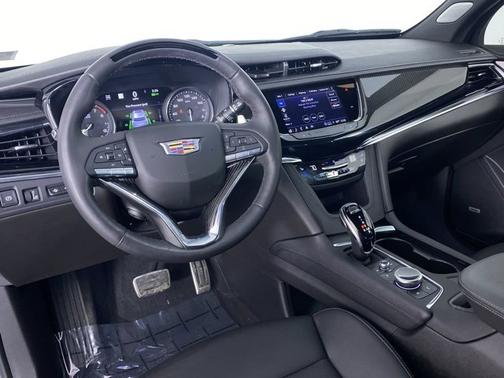 2023 Cadillac XT6 AWD Sport