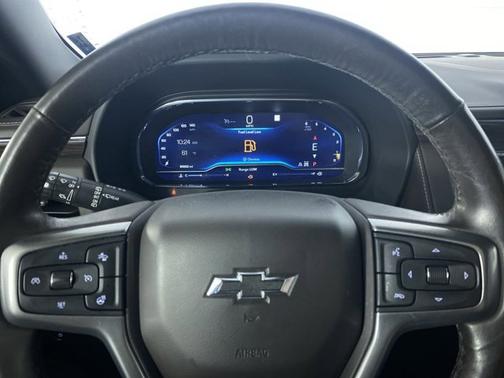 Satin Steel Metallic 2022 Chevrolet Suburban Z71