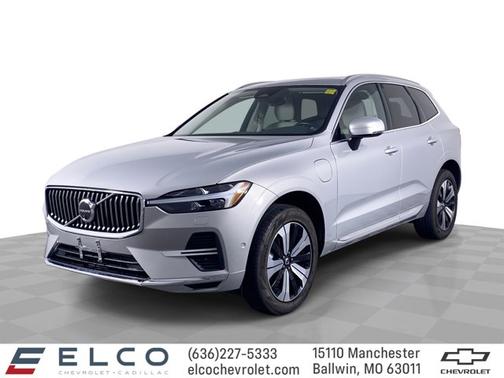 2023 Volvo XC60 Recharge Plug-In Hybrid Plus Bright Theme