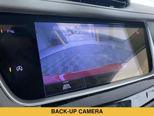 Infrared Tintcoat 2022 Cadillac XT5 AWD Premium Luxury