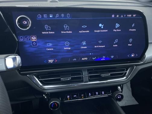 2026 Chevrolet Equinox EV LT1 w/PCY