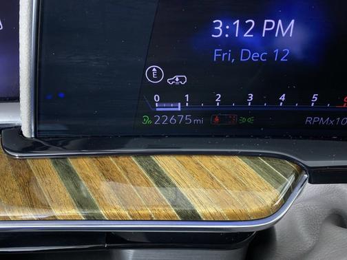 2023 Cadillac Escalade 4WD Sport Platinum