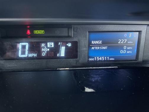 2015 Toyota Prius v Two