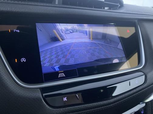 2022 Cadillac XT5 FWD Premium Luxury