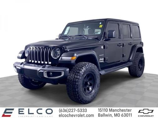 Black Clearcoat 2018 Jeep Wrangler Unlimited Sahara
