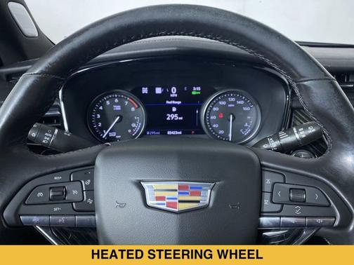 Dark Moon Blue Metallic 2022 Cadillac XT6 Premium Luxury