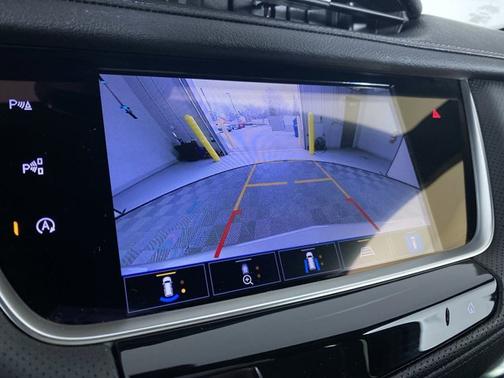 2023 Cadillac XT5 AWD Premium Luxury