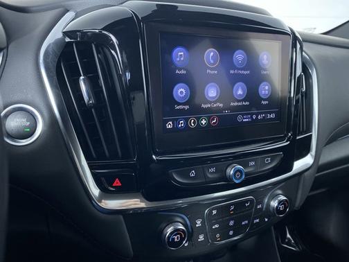 2022 Chevrolet Traverse LT Cloth