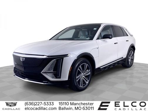 Crystal White Tricoat 2024 Cadillac LYRIQ Luxury