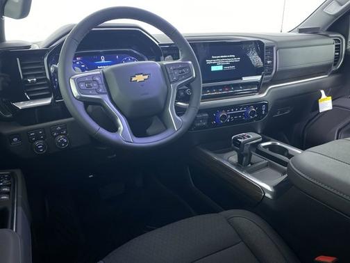 2026 Chevrolet Silverado 1500 1LT