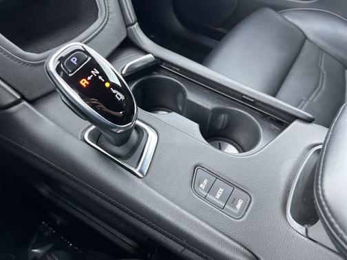 2017 Cadillac XT5 Platinum AWD