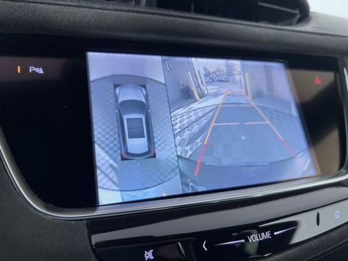 2017 Cadillac XT5 Platinum AWD