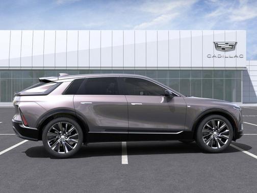 2025 Cadillac LYRIQ Luxury