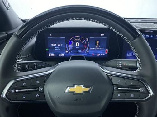 Lakeshore Blue Metallic 2026 Chevrolet Traverse AWD LT