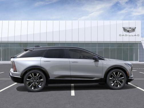 2026 Cadillac OPTIQ Premium Luxury