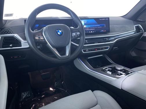 2025 BMW X5 xDrive50e