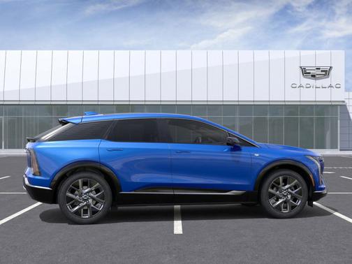 2025 Cadillac OPTIQ Luxury