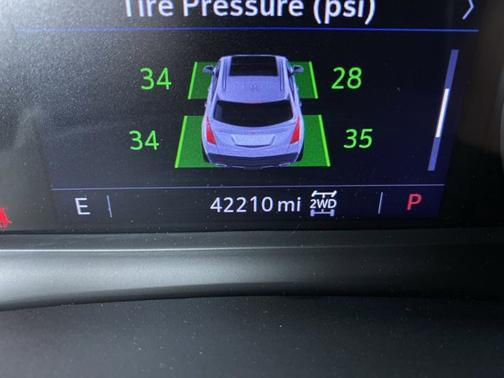 Infrared Tintcoat 2021 Cadillac XT5 AWD Premium Luxury