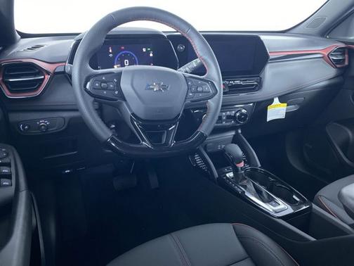 Mosaic Black Metallic 2026 Chevrolet Trailblazer RS