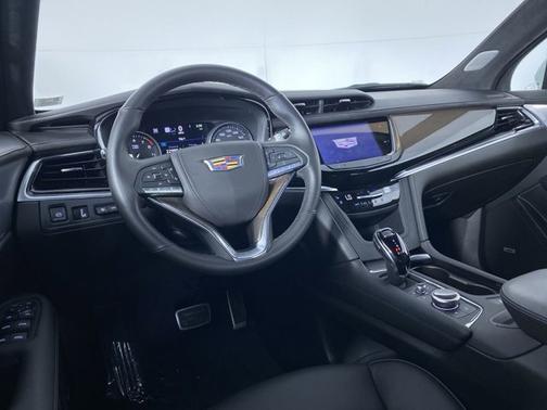 2024 Cadillac XT6 AWD Sport
