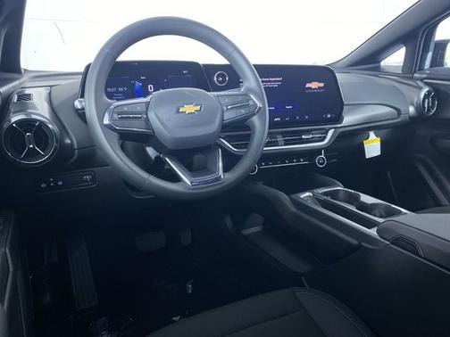 2026 Chevrolet Equinox EV LT1 w/PCY