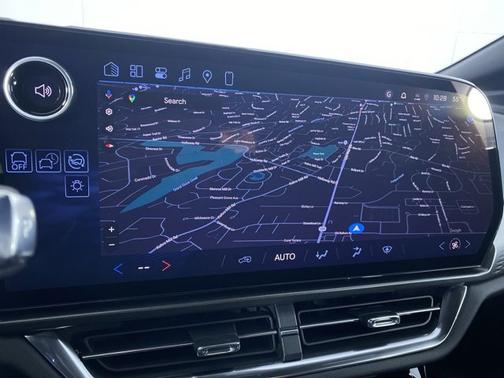 2026 Chevrolet Equinox EV LT1 w/PCY