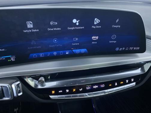 2025 Cadillac LYRIQ Luxury
